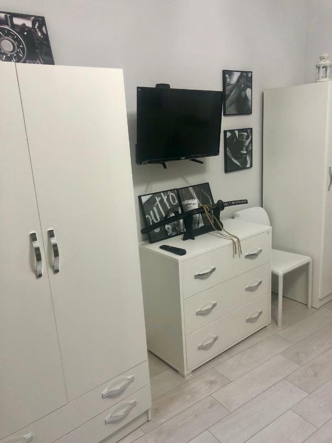 Hamlet Appartment เนเปิลส์ ภายนอก รูปภาพ