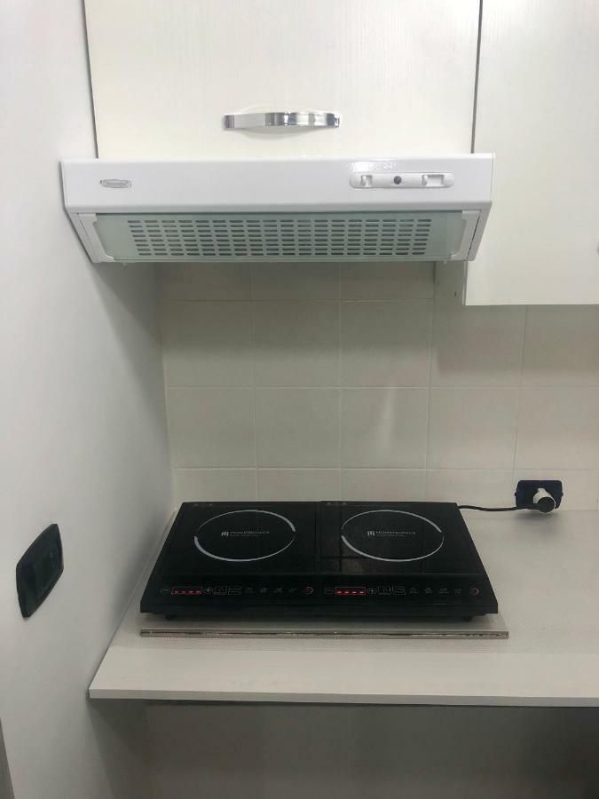 Hamlet Appartment เนเปิลส์ ภายนอก รูปภาพ